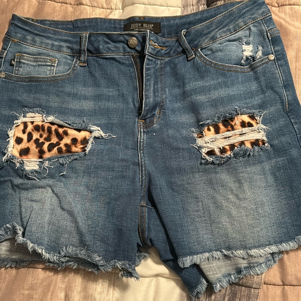 Judy Blue shorts size 1XL